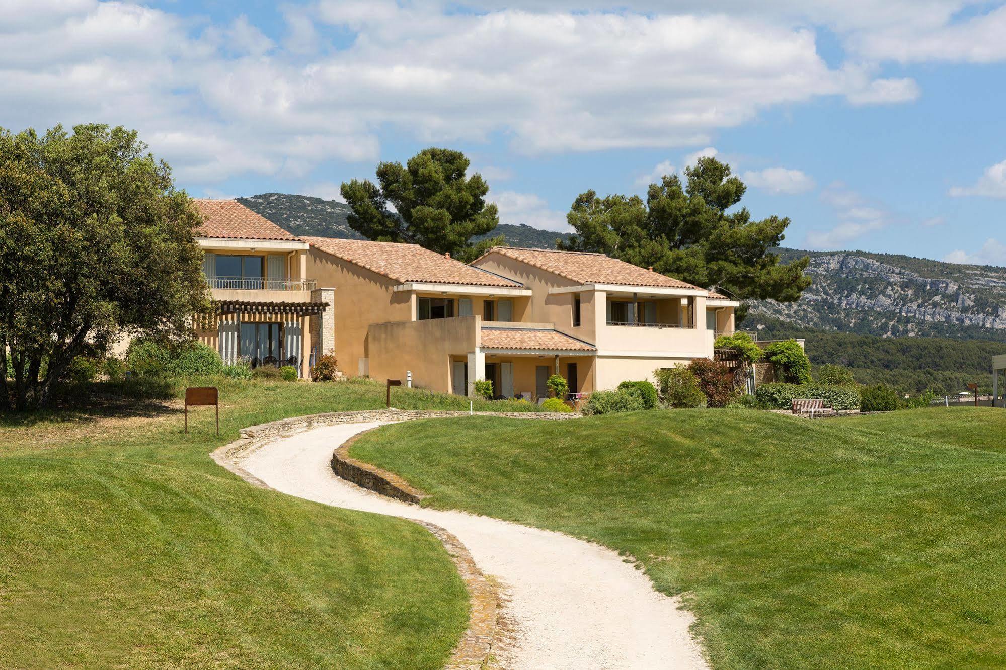 Saumane-de-Vaucluse Madame Vacances Residence Provence Country Club المظهر الخارجي الصورة